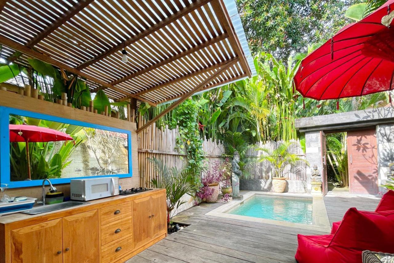 The Secret Jungle Villas Seminyak Luaran gambar