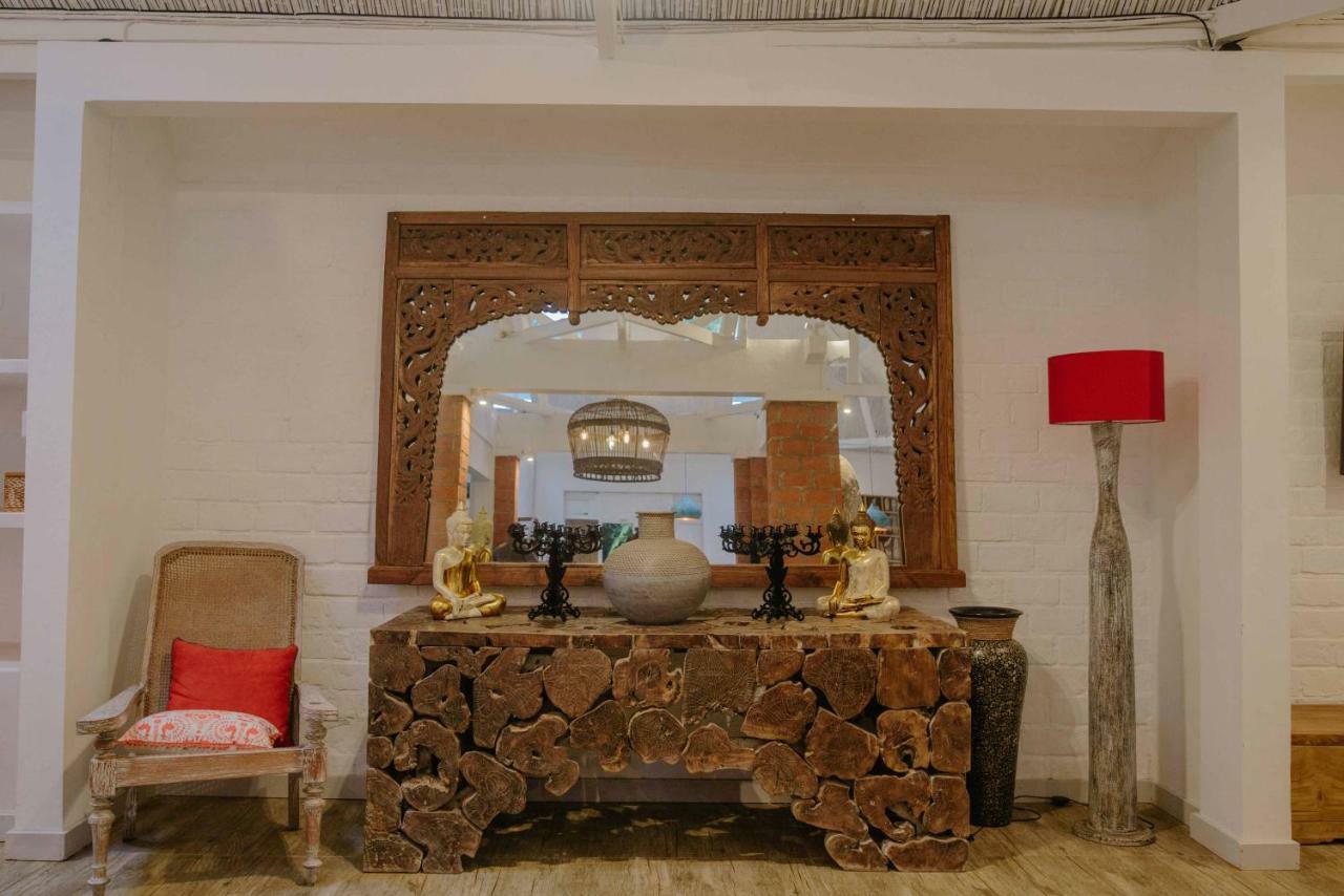 The Secret Jungle Villas Seminyak Luaran gambar