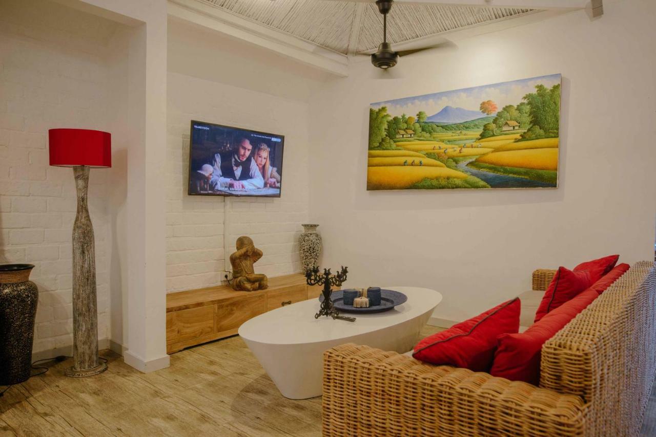The Secret Jungle Villas Seminyak Luaran gambar